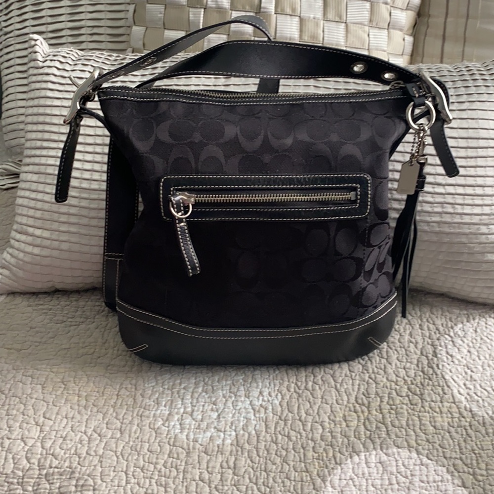 Coach Signature Bag with Leather Bottom - Picture 4 of 10